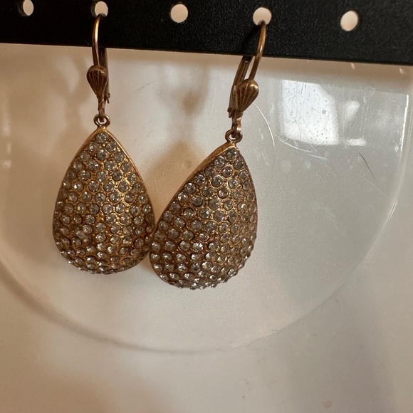 Elegant Gold Teardrop Earrings with a sparkly crystals in dot design Date Night - Picture 3 of 10